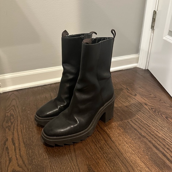 Zara rubberized heeled ankle boots 3112/910/040 - Picture 6 of 8